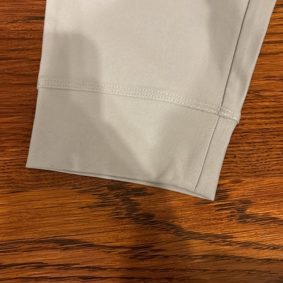 Under armor sweatpants - Picture 2 of 5